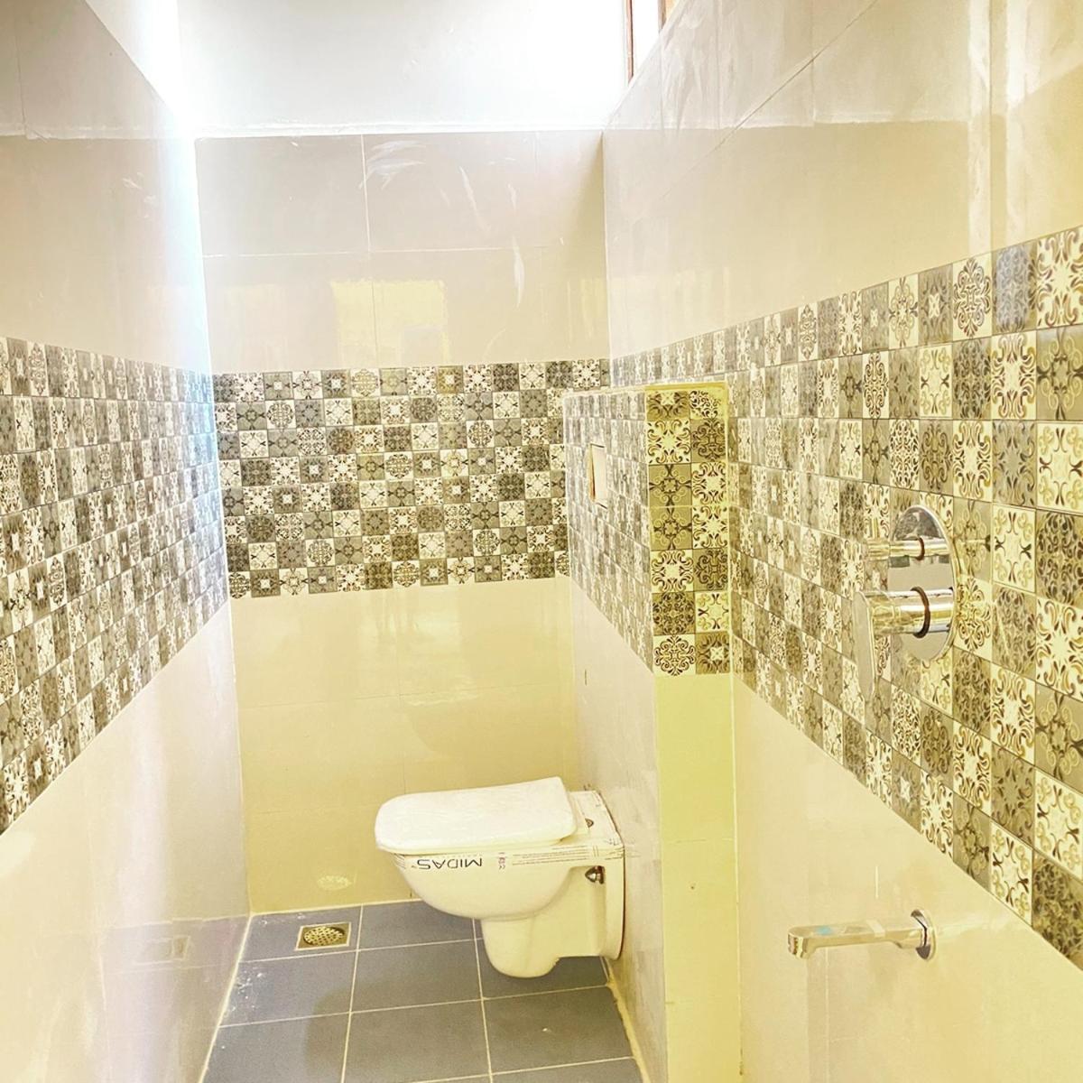 Hotel Kp Suites Metro Hajdarábád Exteriér fotografie