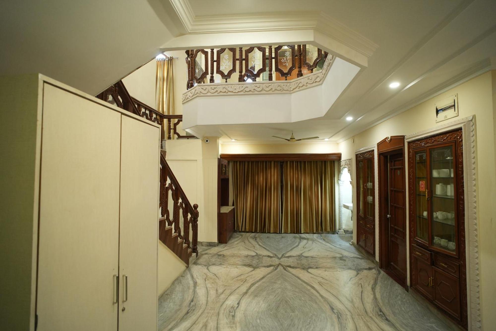 Hotel Kp Suites Metro Hajdarábád Exteriér fotografie